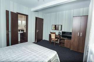 Гостиница MirOtel Волгоград Стандартный двухместный номер с 1 кроватью-5